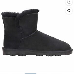 Kirkland Black Suede fur lined shearling short ankle Boot size 6